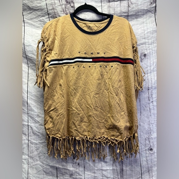 Tommy Hilfiger Tops - Tommy Hilfiger Logo Tshirt Tassel XXL